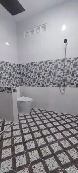 DIJUAL RUMAH BARU TENGAH KOTA SAYAP CIATEUL JARANG ADA