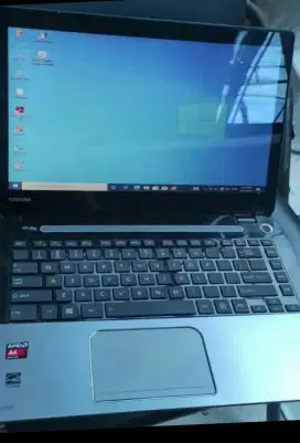 Laptop desain grafis
