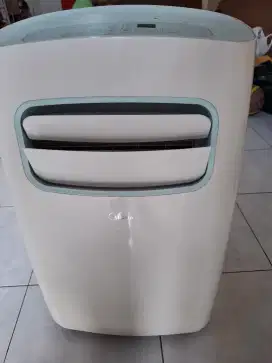 Ac Midea 1PK bisa dibawa kemanapun (tanpa air)