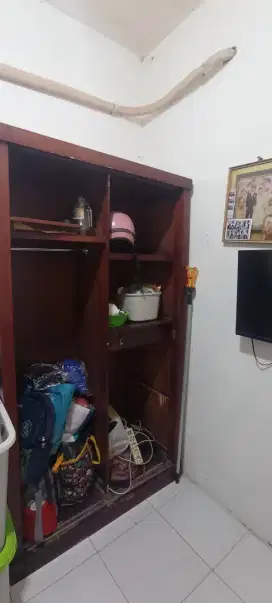 lemari baju dua pintu