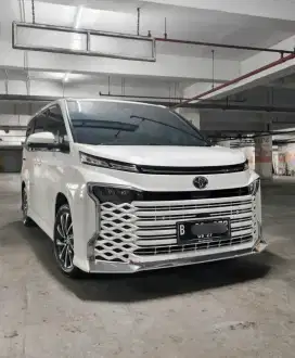 Toyota Voxy 2022 Km 30ribu