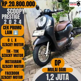 SCOOPY PRESTIGE  2024 SECOND LIKE NEW