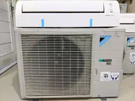 AC DAIKIN INVERTER 2,5 PK FULL ORIGINAL