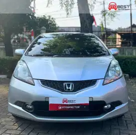 Cash Honda Jazz RS 1.5 AT 2011 Istimewa