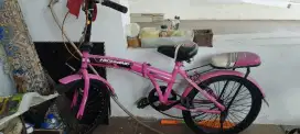 Sepeda lipat anak