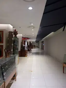 SEWA RUANG USAHA DI BLOK  M PASARAYA KEBAYORAN BARU JAKARTA SELATAN