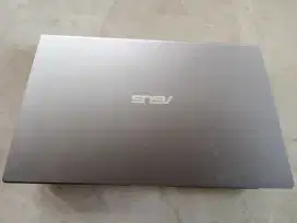Laptop Asus  A516MAO -HD421