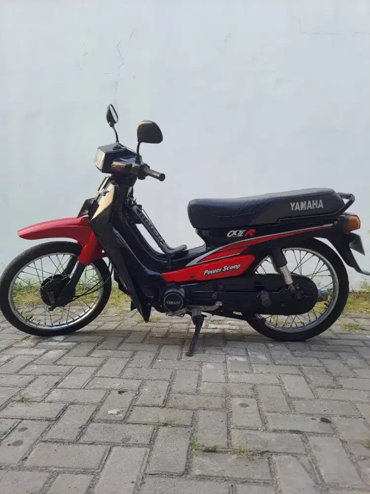 Yamaha Alfa II R koleksi
