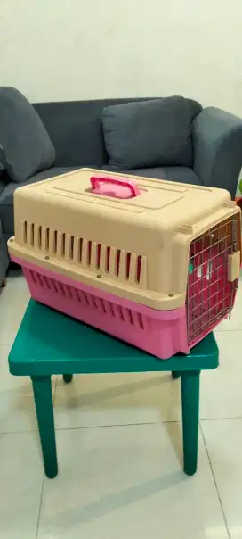 Pet cargo kucing anjing