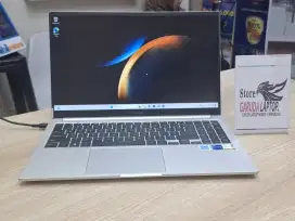 PROMO LAPTOP SLIM DESIGN SAMSUNG GALAXY BOOK3 15 INTEL CORE I7