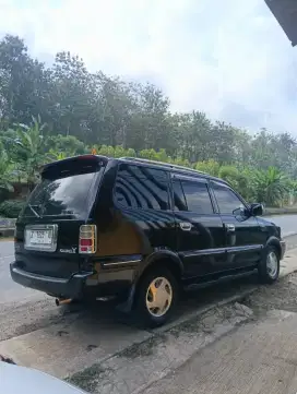 Toyota Kijang LGX 1.8 Efi 2001