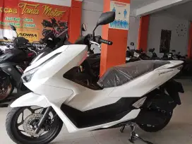 Honda new PCX CBS 2025 KM 600