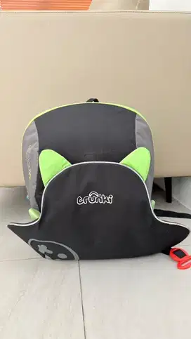 Trunki boostapak - booster seat - diaper bag - car seat