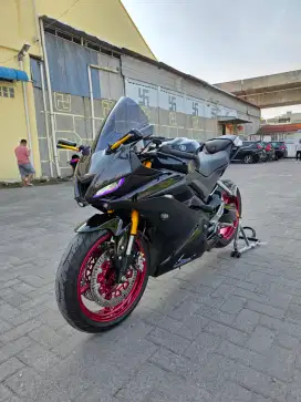 Yamaha R15 V3 Hitam 2018