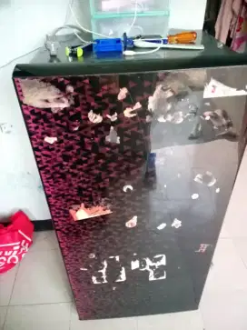 Jual cepat gan Sharp 1 pintu
