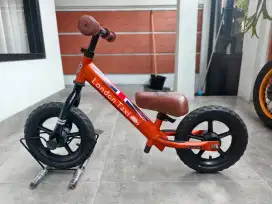 Sepeda Push Bike London Taxi