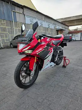 Honda CBR 150RR ABS Red Racing 2021