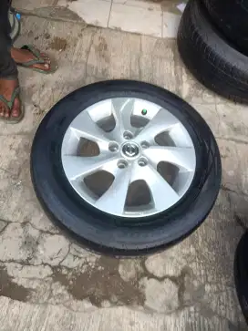 OEM Nissan Serena  16x6in hole 5/114,3