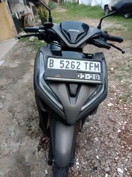 Dijual Vario 125 special edition brown tahun 2020