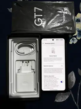 Realme GT 7 12/256 GB Resmi