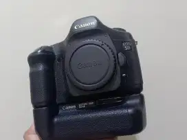 Canon EOS-5D Classic Fullframe BODY dan BG Ter MURAH JOGJA