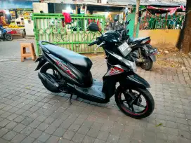 Honda Beat 110cc PGM-FI Pajak Hidup Tahun 2015