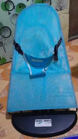 Kursi bayi (bouncher bayi)