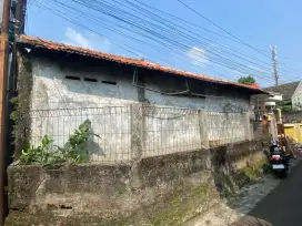 Dijual kontrakan 4 pintu dan lahan kosong