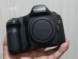 Canon Fullframe 5D classic (MULUS TERAWAT) Body only