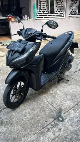 Vario 125 CBS ISS 2020 Akhir | Km Rendah, Surat Lengkap, Mesin Sehat