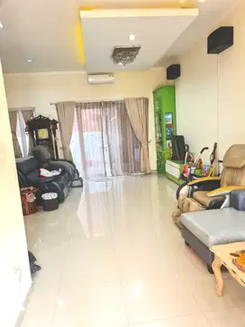 RUMAH CANTIK DAN TERAWAT DI NUSA LOKA BUMI SERPONG DAMAI