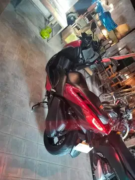 Xmax 2020 merah