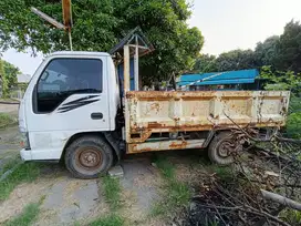 Isuzu ELF putih 2015 Tangan Pertama