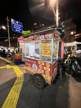 Dijual gerobak siap dagang dengan semua peralatannya