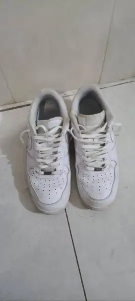 Nike putih size 44