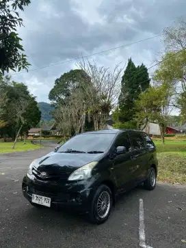 DI JUAL  AVANZA