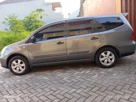 Nissan Grand livina 2010 Bensin