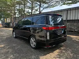 Nissan Elgrand 2011 Bensin