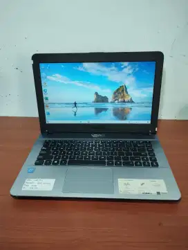 Laptop asus MULUSS INTEL N4000