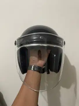DIJUAL HELM BARU