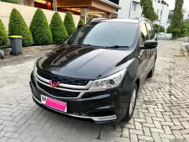 Wuling Cortez Tahun 2022 Manual. Warna Hitam Metalik