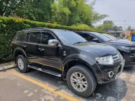 Dijual mobil pajero sport tahun 2014 pemakaian 2015 KM masih 80rban.