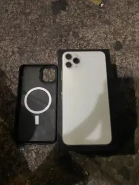 iPhone 11 pro max 64gb inter