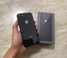 iPhone 8 64GB iBox