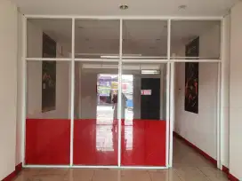 Pintu kaca sleding