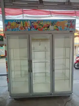 Lemari pendingin Sokis gea & Sanden 3 pintu