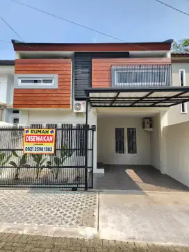 Disewakan Rumah Bagus 2 Lantai di Bukit Bogor Raya Lakeside Kota Bogor