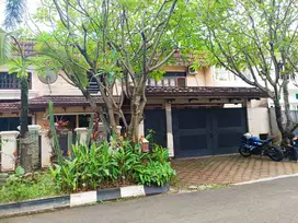 Rumah Hoek 2lt di Niaga Hijau Pondok Indah, 3 Menit ke Tol Ciputat
