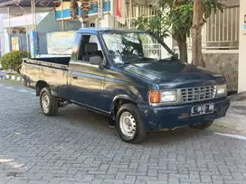Dijual Pickup Isuzu Panther 2.5 Diesel 2003 Biru Plat L Mesin Sehat