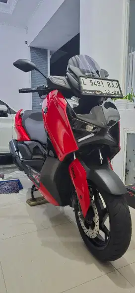 Yamaha Xmax 2023